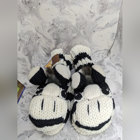 Kyber Zebra Child's Mittens, New with tags - Picture 7 of 10